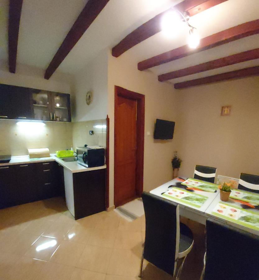 Melinda Nyaralohaz Daire Balatonkenese Dış mekan fotoğraf